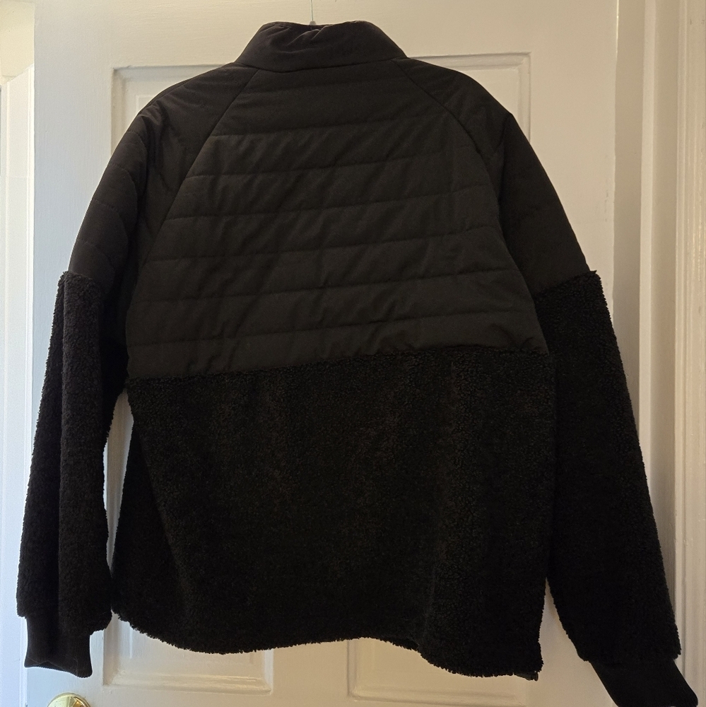 Forever 21 Men's Size Large Black Puffer Jacket - Picture 5 of 5